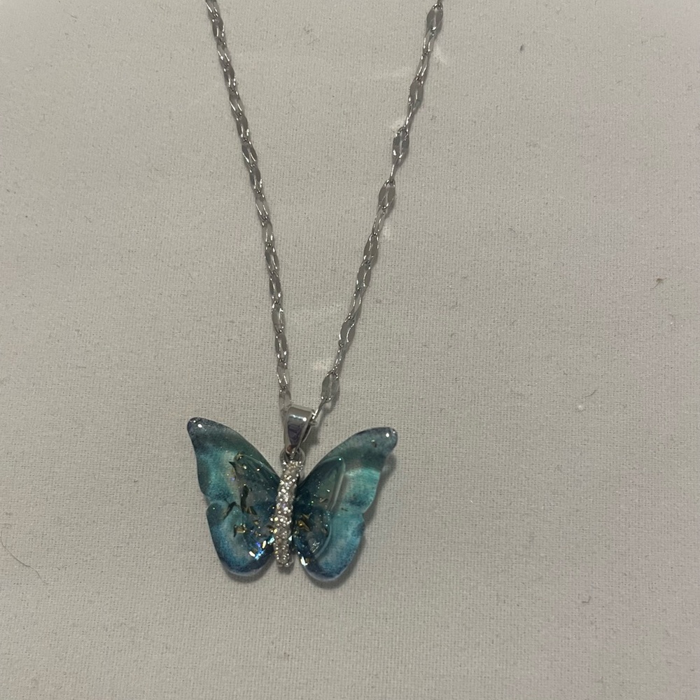 Elegant Silver Butterfly Pendant Necklace